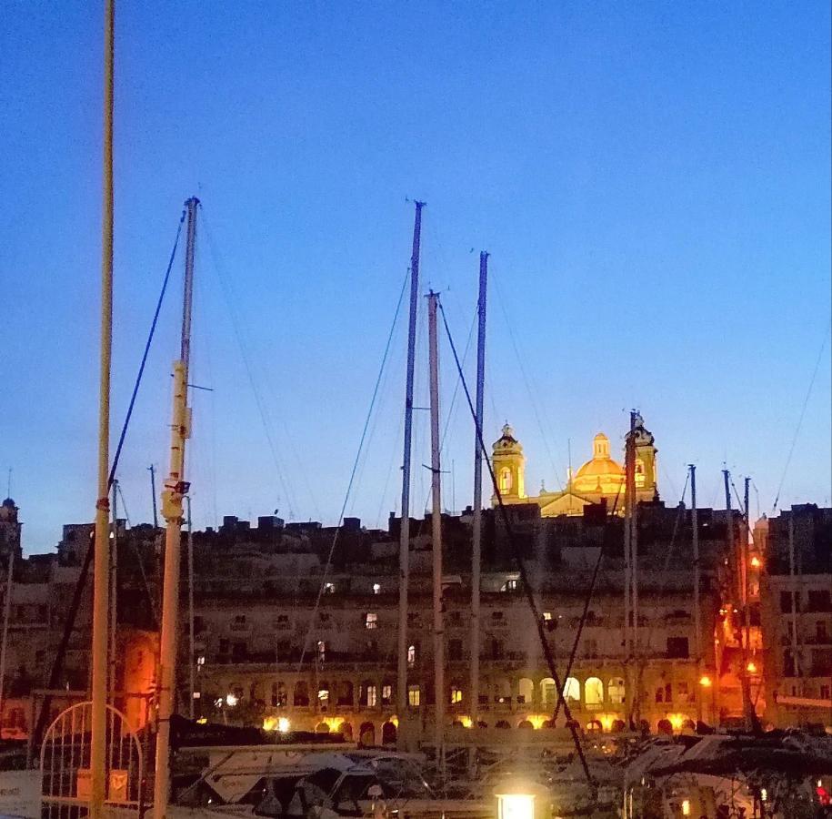 Modern Apt Kalkara Seafront! Ngoại thất bức ảnh