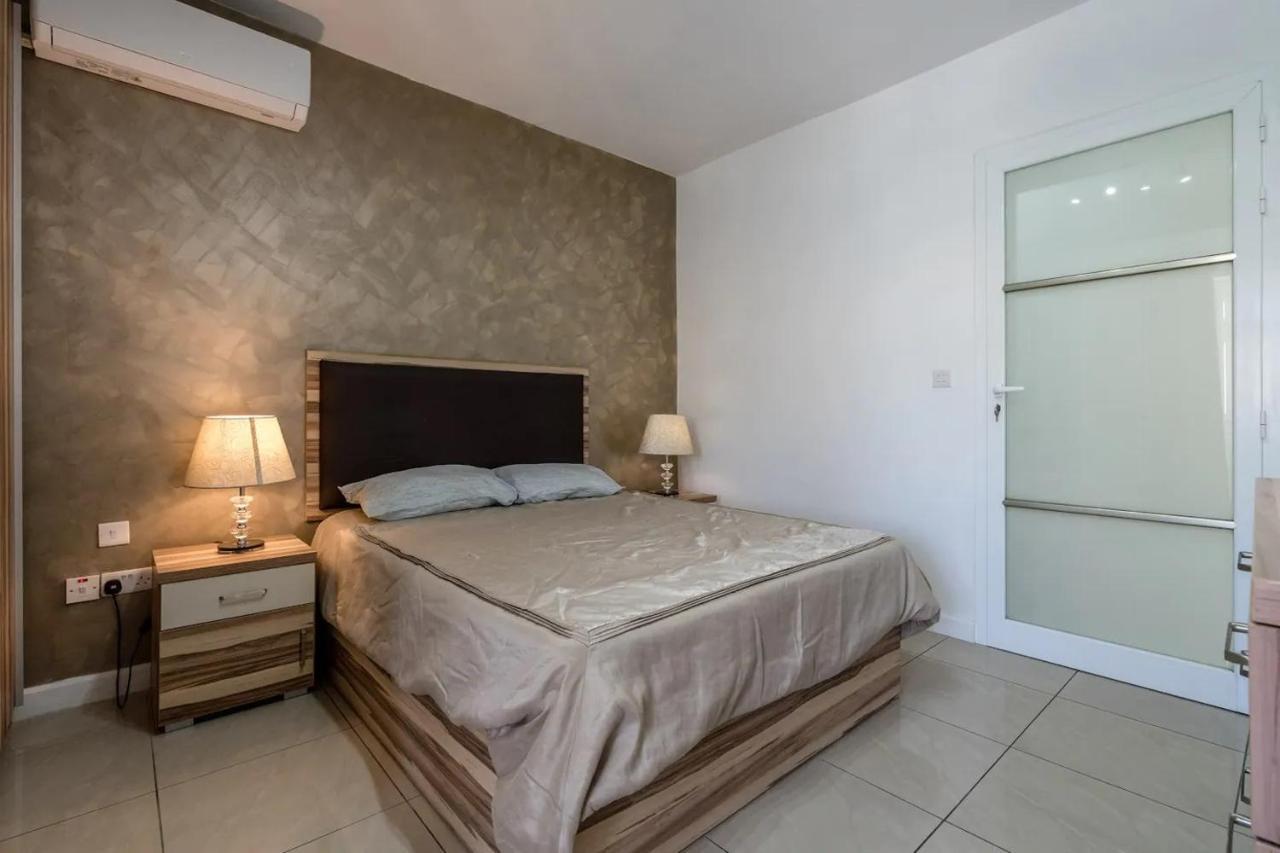 Modern Apt Kalkara Seafront! Ngoại thất bức ảnh