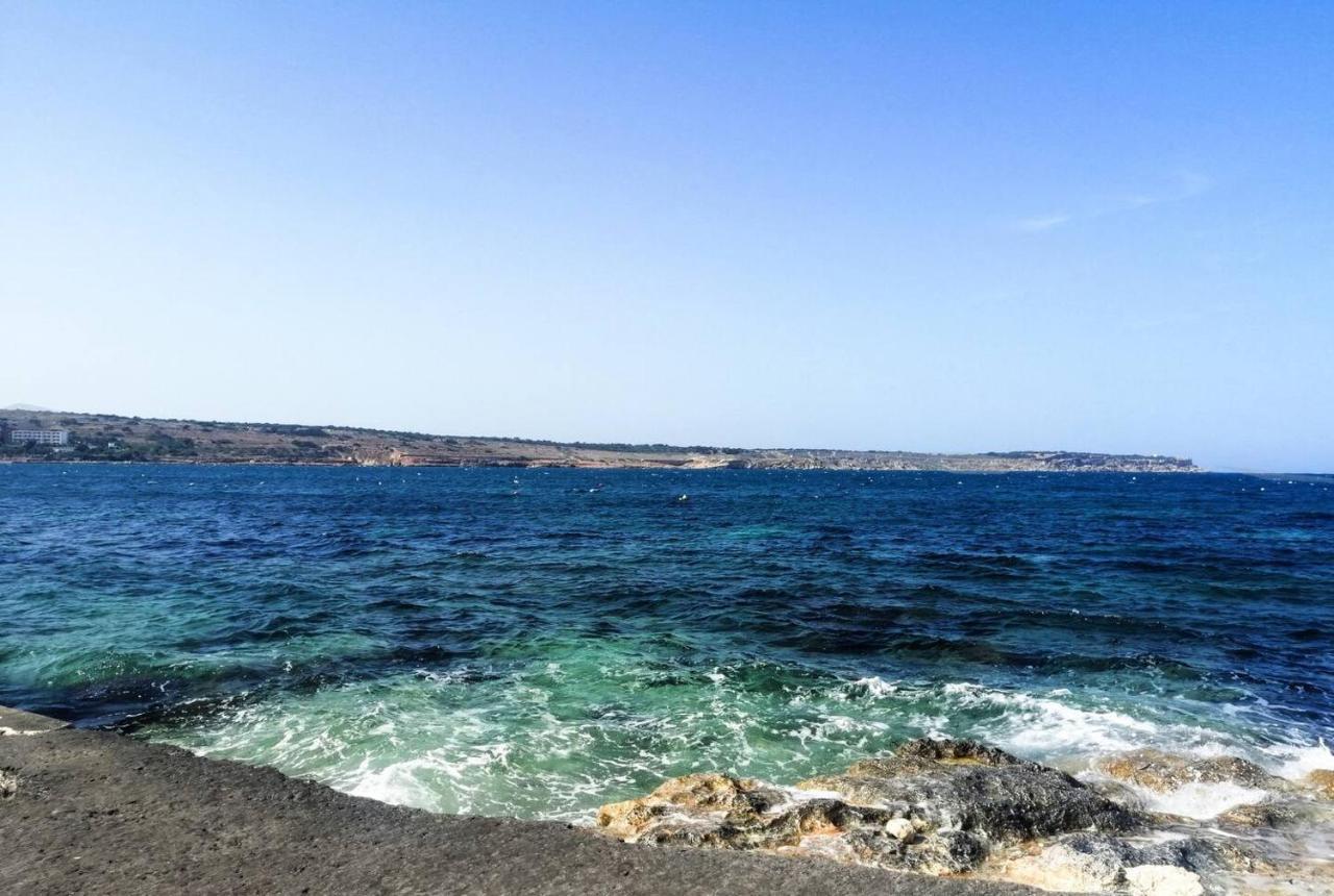 Modern Apt Kalkara Seafront! Ngoại thất bức ảnh