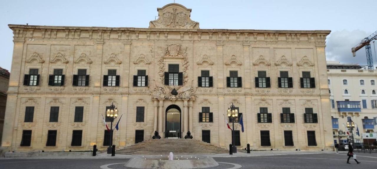 Modern Apt Kalkara Seafront! Ngoại thất bức ảnh