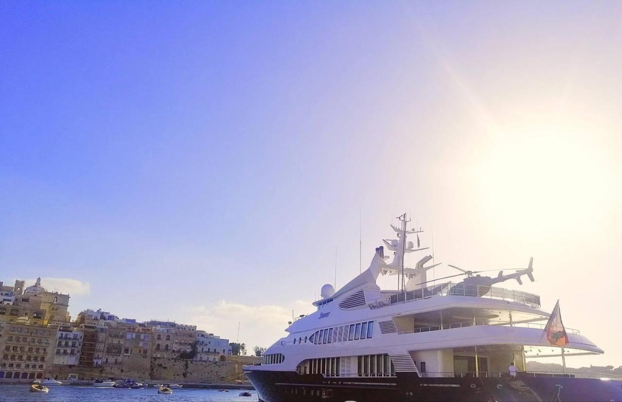 Modern Apt Kalkara Seafront! Ngoại thất bức ảnh