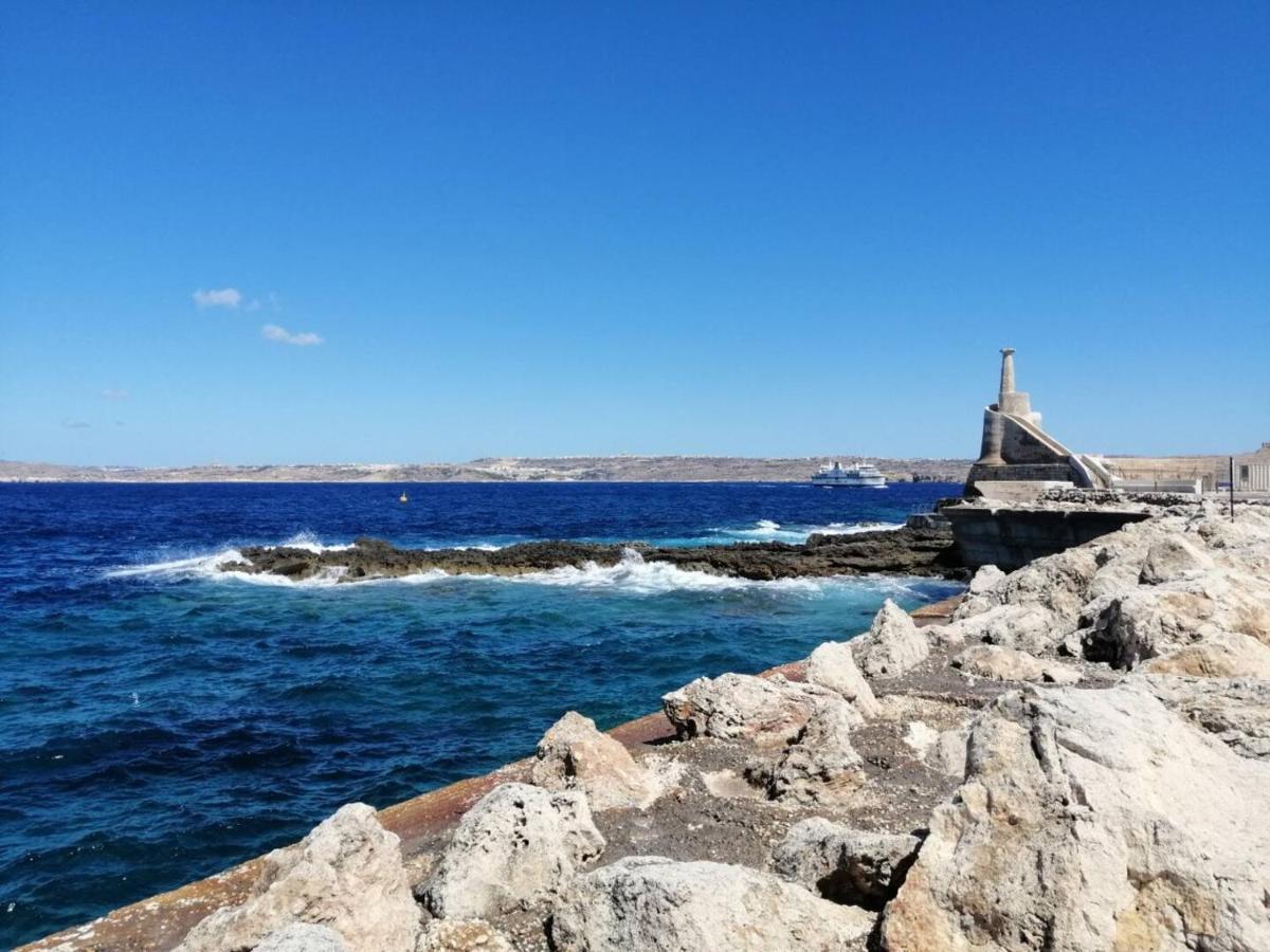 Modern Apt Kalkara Seafront! Ngoại thất bức ảnh