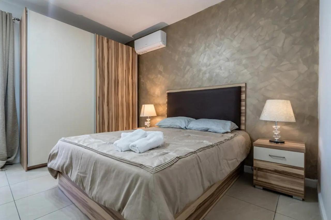 Modern Apt Kalkara Seafront! Ngoại thất bức ảnh