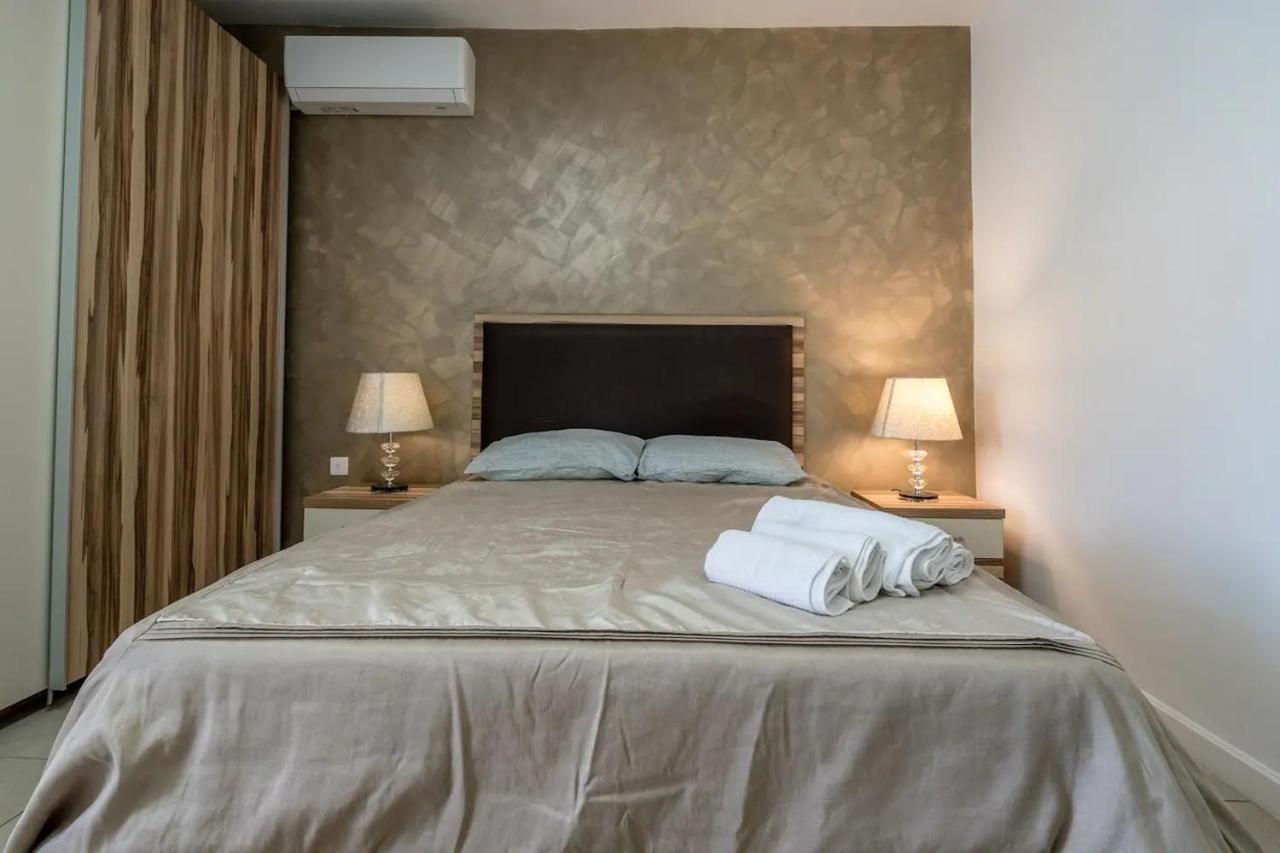 Modern Apt Kalkara Seafront! Ngoại thất bức ảnh