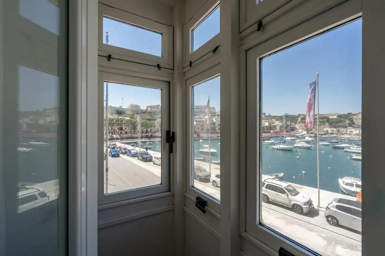 Modern Apt Kalkara Seafront! Ngoại thất bức ảnh